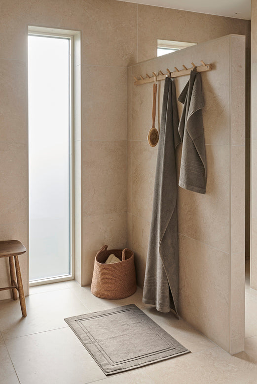 Helle Duschmatta 50x70 cm Brun